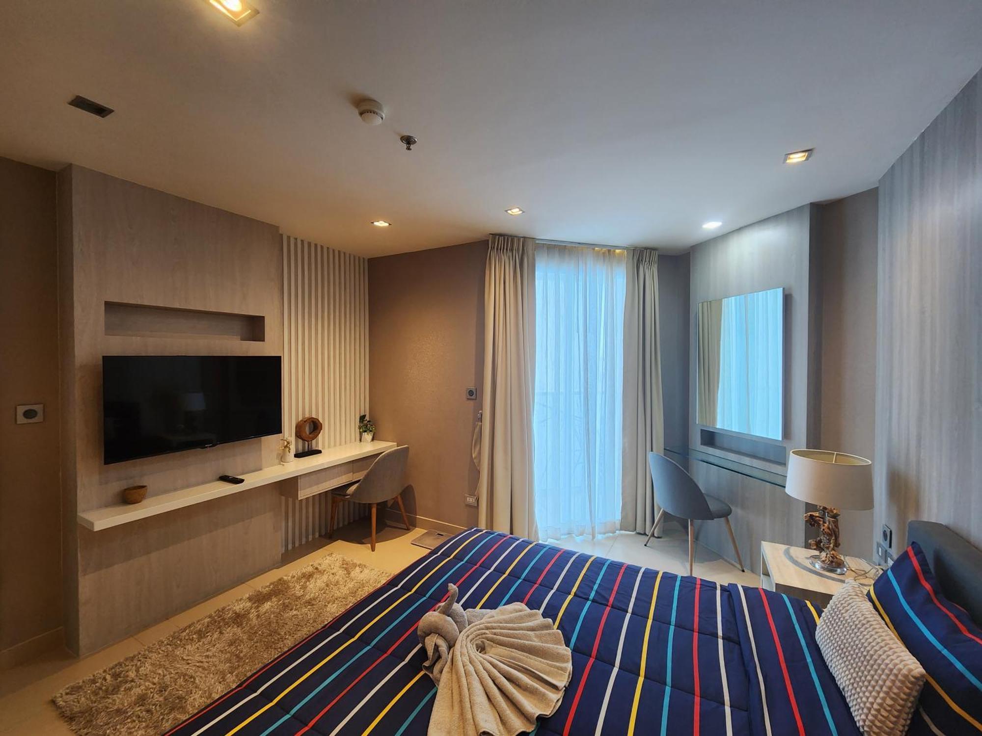 Sands Pratamnak Pattaya Rum bild