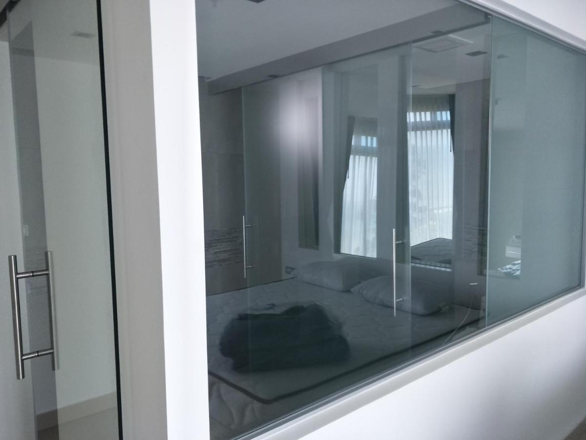 Sands Pratamnak Pattaya Exteriör bild