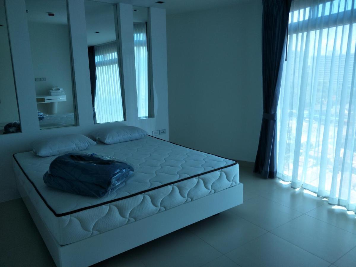 Sands Pratamnak Pattaya Exteriör bild